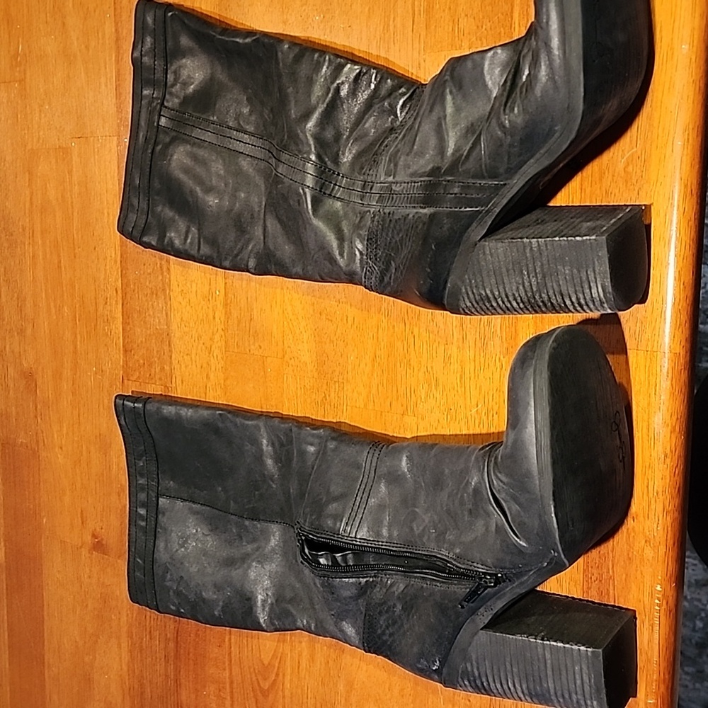 Just below the knees Jessica Simpson heeled boots